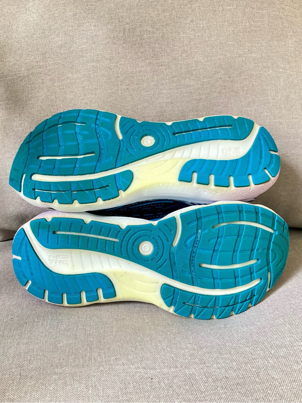 Brooks Glycerin GTS 20 US WMN 10.5 Navy Teal Purple Running No Tie Bungie Laces - Picture 9 of 12